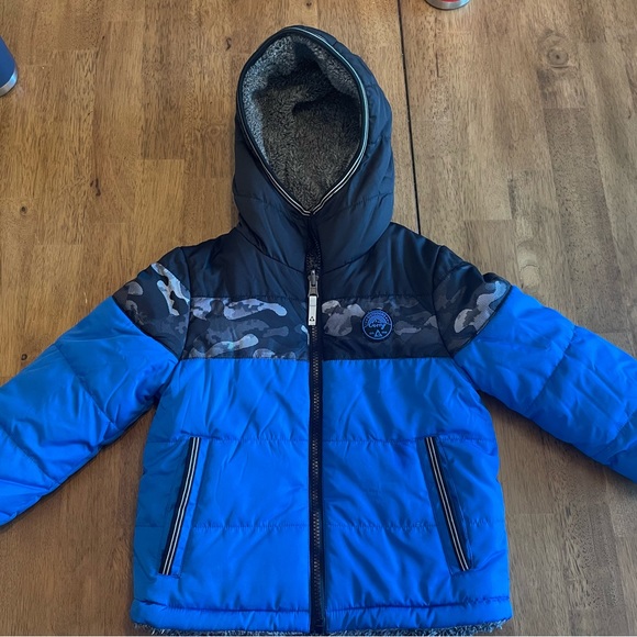 Gerry Weber Other - Gerry Reversible Winter Jacket - 4T